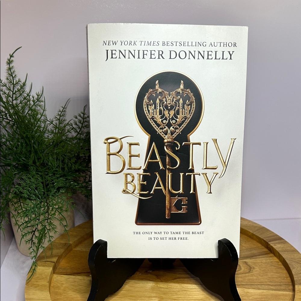 Beastly Beauty Book by Jennifer Donnelly grade 7 and up ages 12 and up